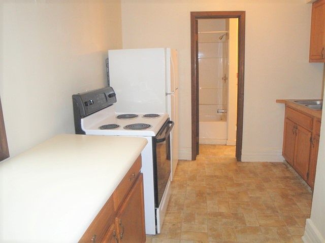 1st image of 110 1/2 E Water St