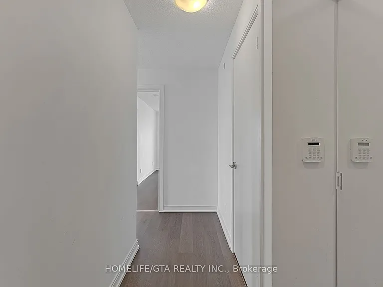 255 Village Green Sq #2403 — Photo 4