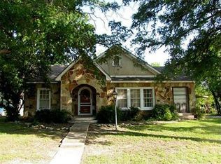 1077 W Sloan St, Stephenville, TX 76401
