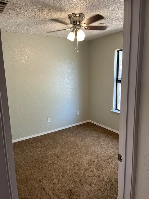 3 bed, 1153 sqft, $1,450 — Photo 4