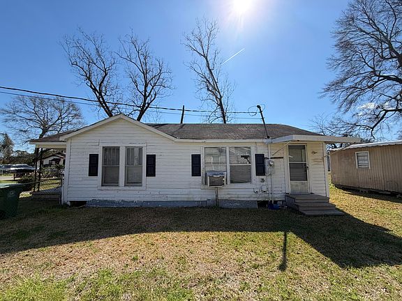 2nd image of 107 Short Royal St