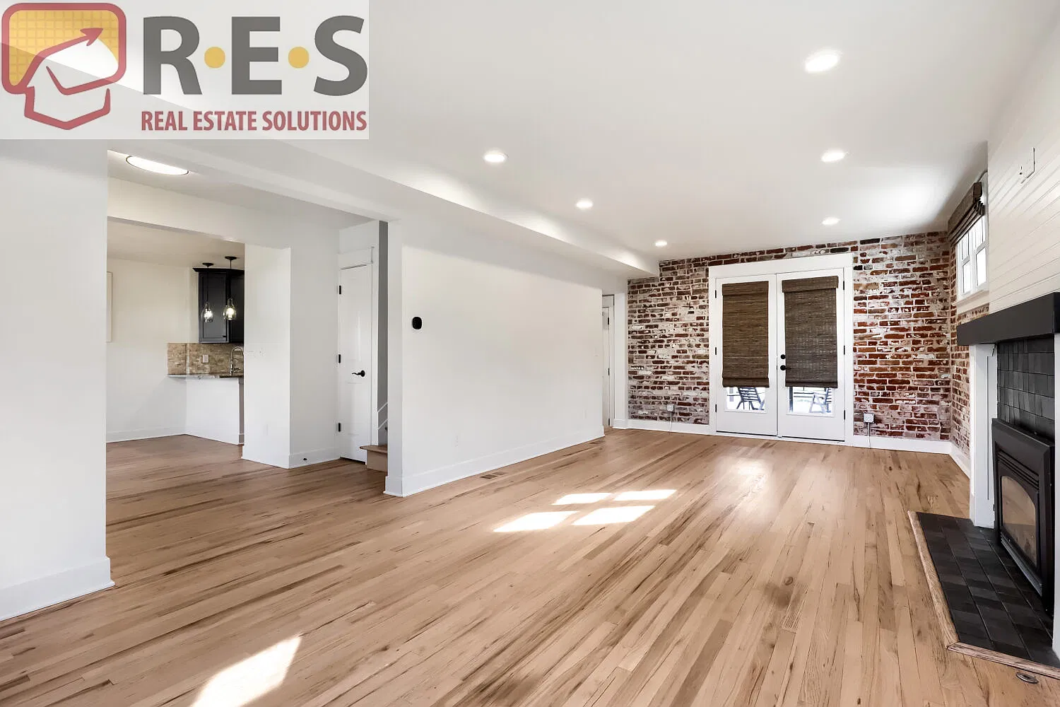 4 bed, 3.5 bath, 2268 sqft, $3,955 — Photo 3