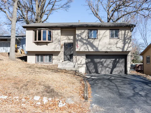 8512 W Acorn Path, Wonder Lake, IL 60097