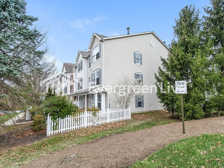 9210 Leigh Choice Ct — Photo 14
