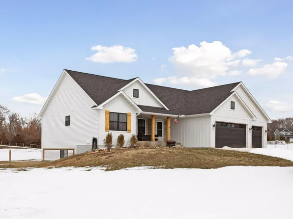 774 Jack Ave, Hudson, WI 54016