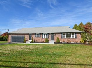 980 Tinkham Rd, Wilbraham, MA 01095