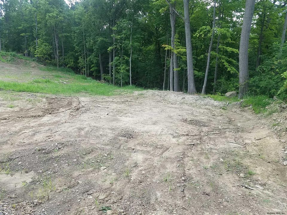 1st image of 9 Goodrich Ave