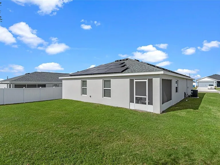 524 Scenic Bluff Blvd — Photo 21