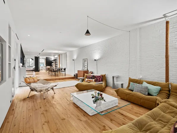 64 Grand Street image 3 of 9