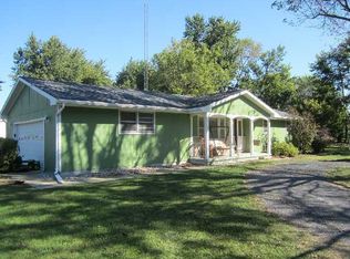 395 E Iroquois St, Sheldon, IL 60966