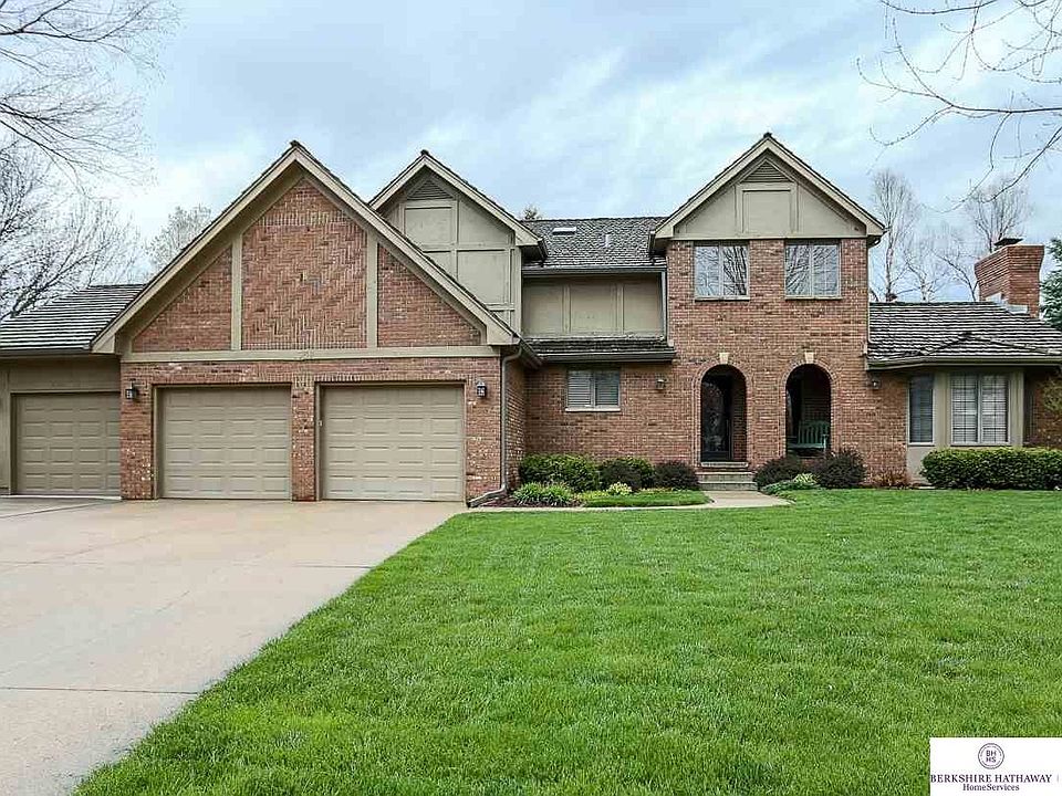 1st image of 1336 N 131st Cir