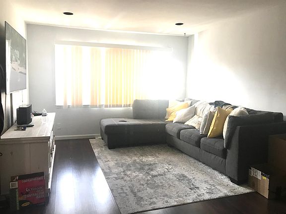 2nd image of 11 Valerie Dr #2