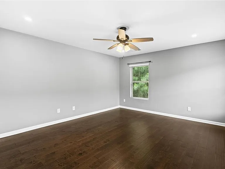 407 Aviary Ln — Photo 56