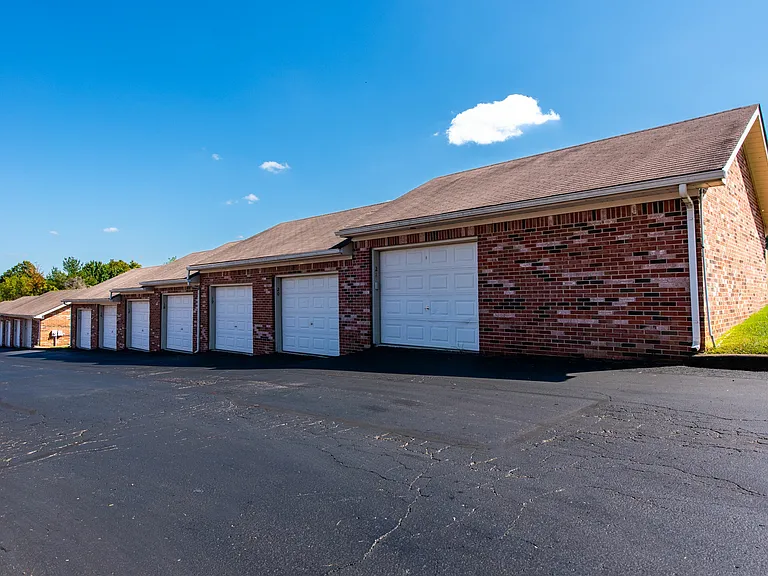 Autumn Ridge Apartments — Photo 14