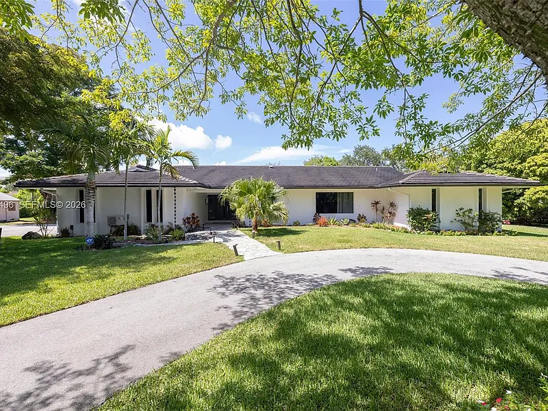 6875 N Cartee Rd — Photo 1