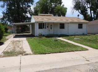 10 Taos Rd, Pueblo, CO 81001