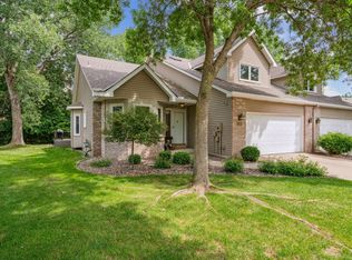 5960 Bren Cir, Minnetonka, MN 55343