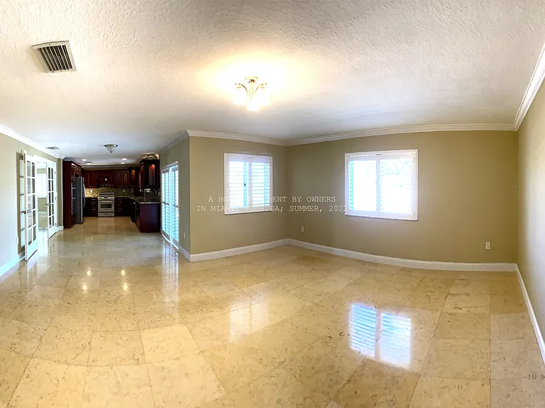 5454 NW 109th Ct — Photo 8