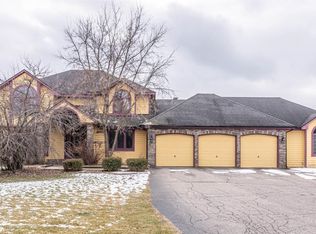 2899 Textile Rd, Saline, MI 48176