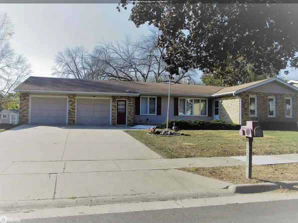 311 Hawthorne Rd, Iowa Falls, IA 50126