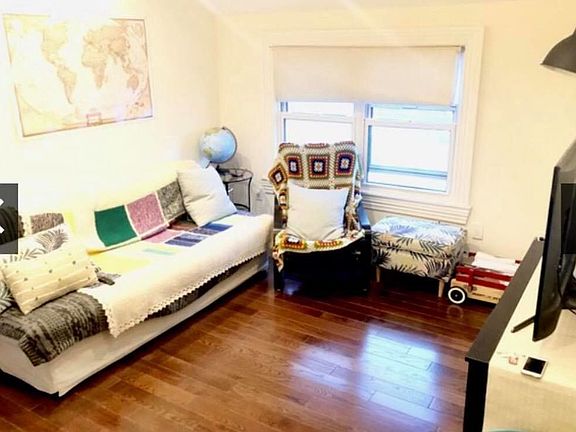 3rd image of 28-33 48th St #3A
