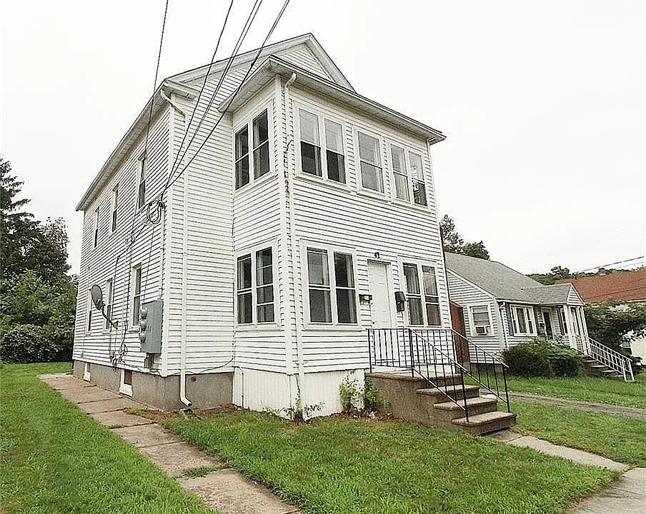 42 Derby St #2