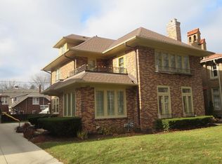 3487 N Summit Ave, Milwaukee, WI 53211