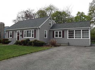 119 Phillips Ave, Warwick, RI 02888