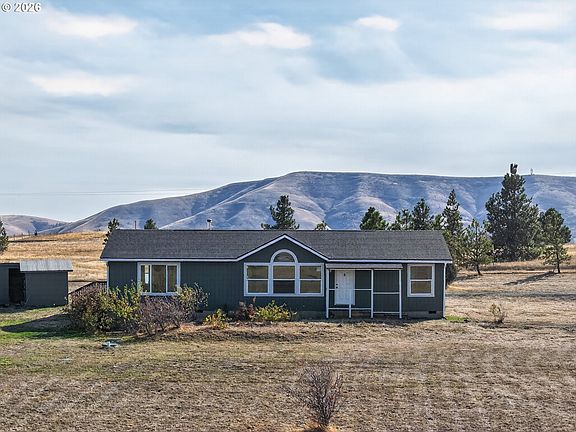 4th image of 1041 High Prairie Rd