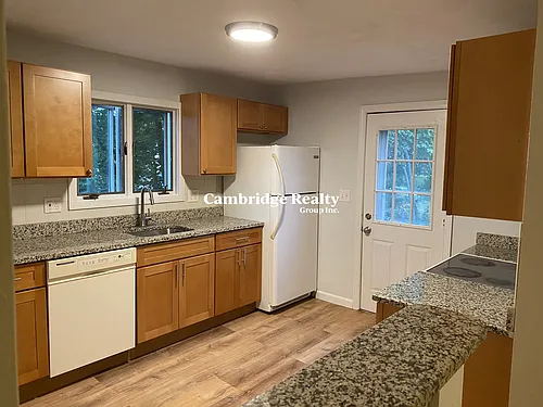 143 Washington Cir #2 Photo 1