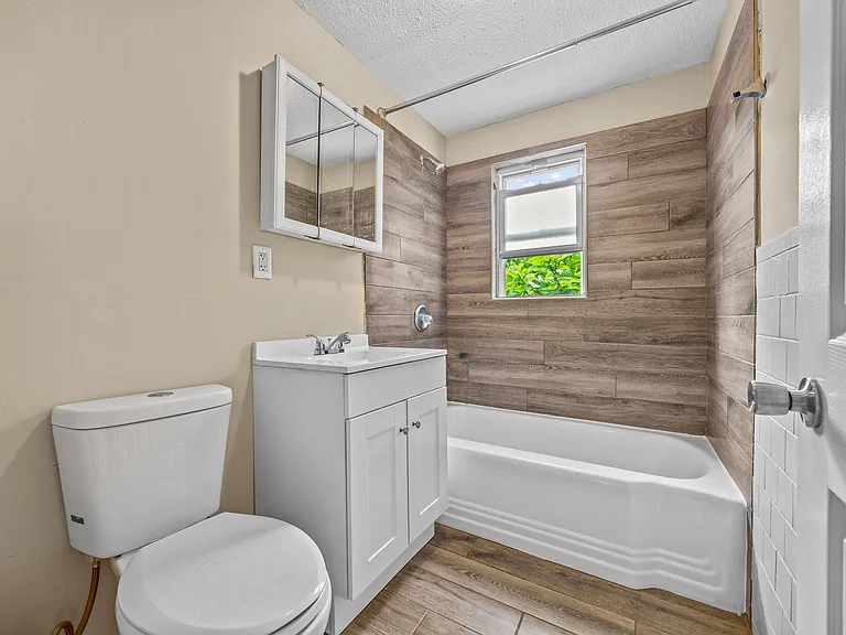 133 Davenport Ave #3B — Photo 7