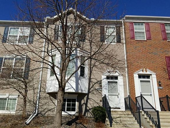 2nd image of 13900 Ironstone Trl NW