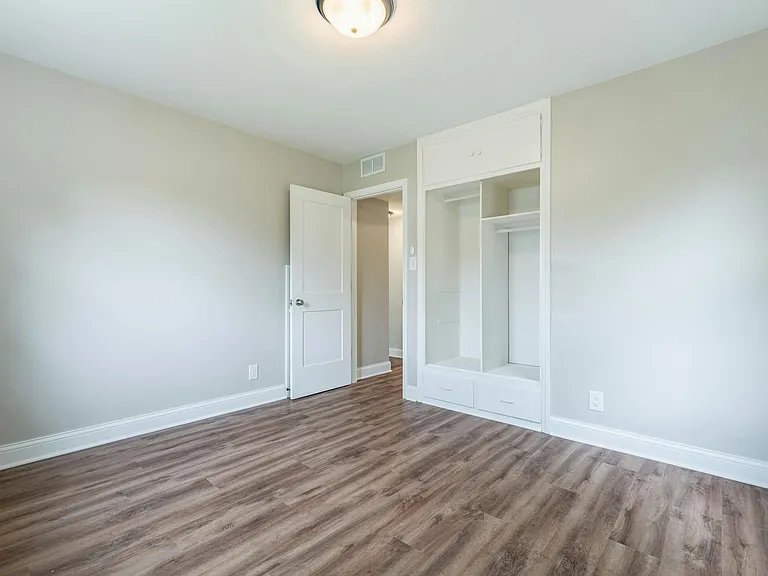 Main level bedroom #2