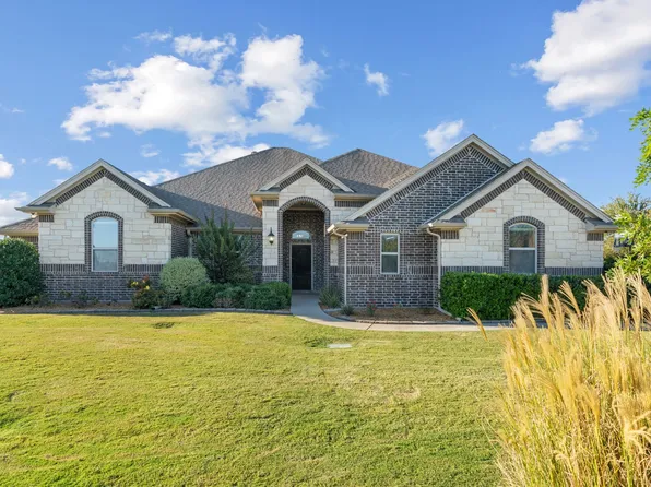 109 Maral Ln, Azle, TX 76020