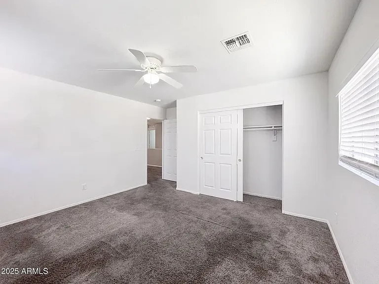 N 82nd Gln — Photo 16