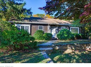 869 Middlesex Tpke, Old Saybrook, CT 06475