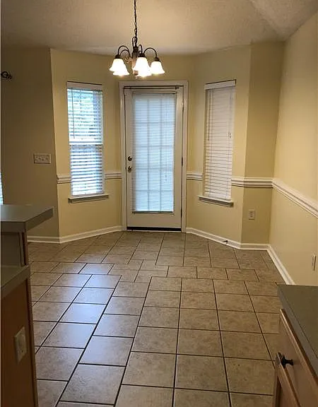 15 Ledgestone Ln — Photo 7