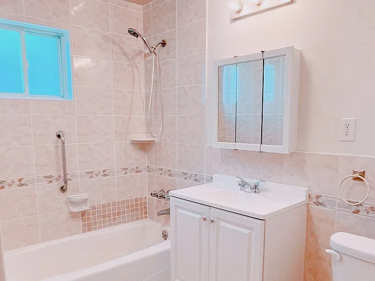 25 Cassidy Pl #2 — Photo 12