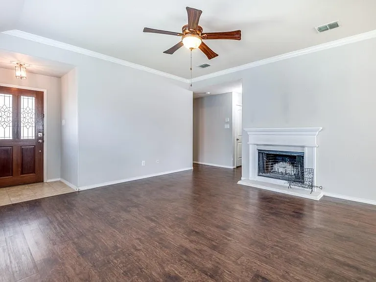 4309 Coney Island Dr — Photo 3
