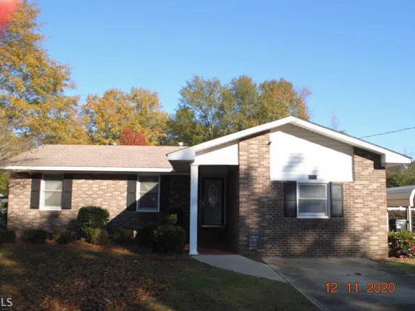 1045 Bermuda Dr, Louisville, GA 30434