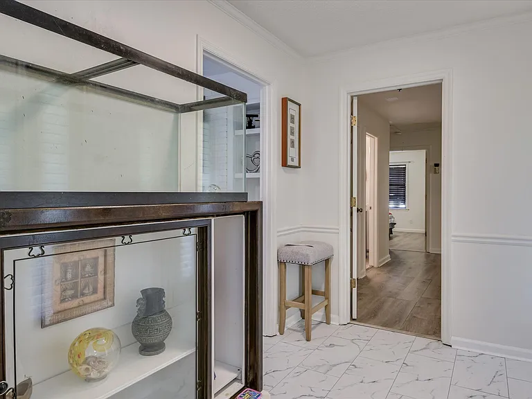 3648 Jamaica Dr — Photo 4