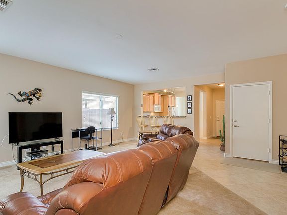 5th image of 42535 W Lucera Ct