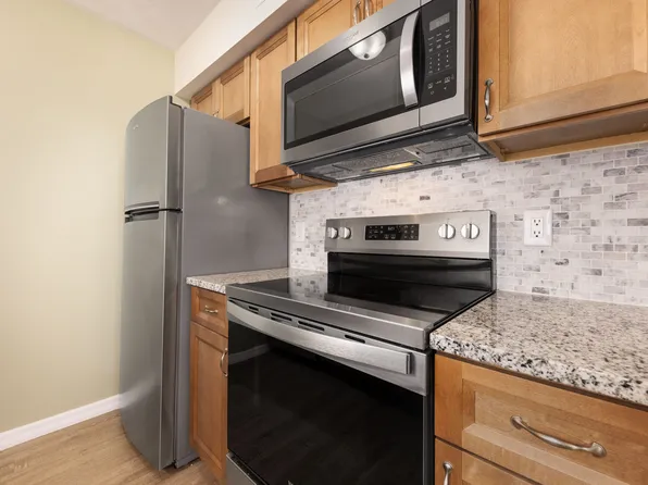 1030 SW 6th Dr APT 2, Gainesville, FL 32601