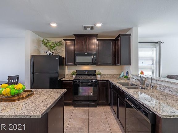 2nd image of 6249 Clackamas Ct