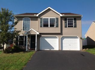 177 Twin Creeks Dr #L-0010, Jonestown, PA 17038