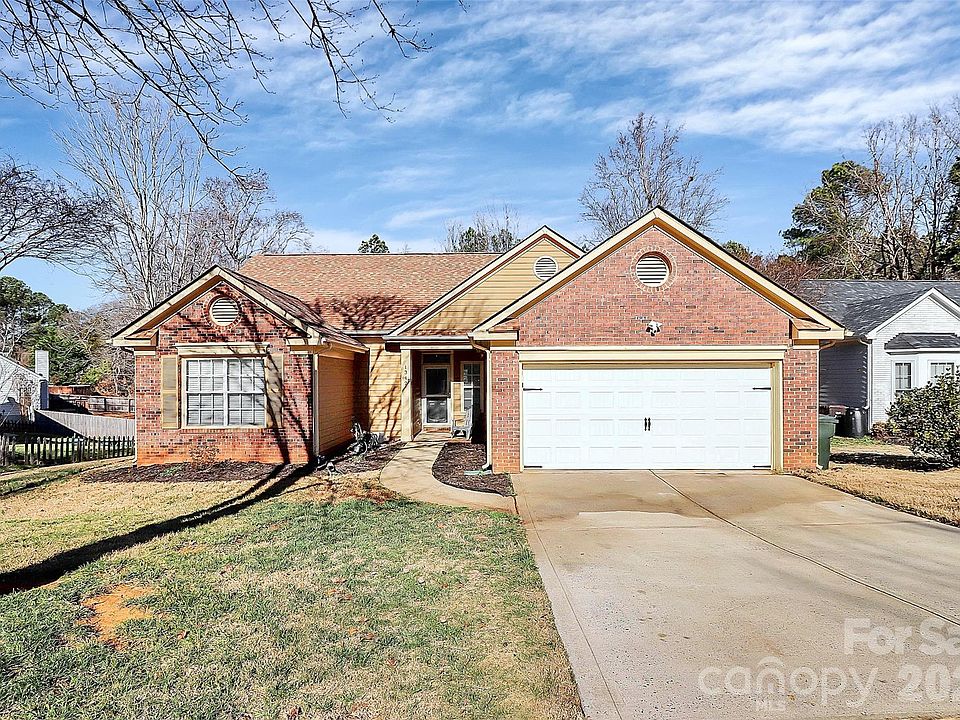 1st image of 1342 Saint Katherines Way