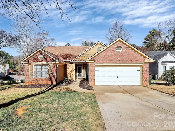 1342 Saint Katherines Way, Rock Hill, SC 29732