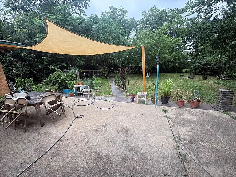 4720 Lowell Ln — Photo 21