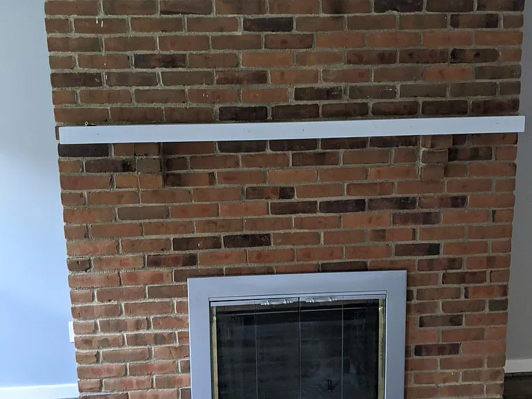 440 Edinburgh Rd — Photo 3