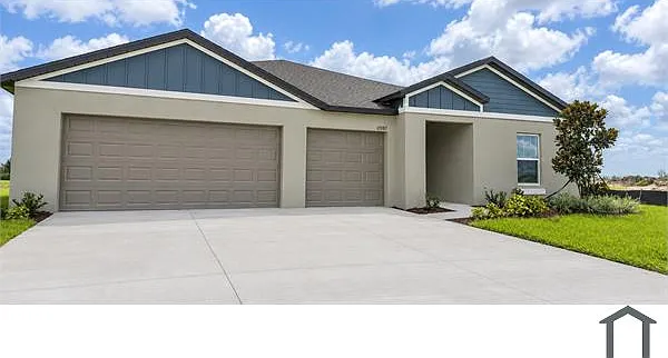 4 bed, 2576 sqft, $4,252 — Photo 1